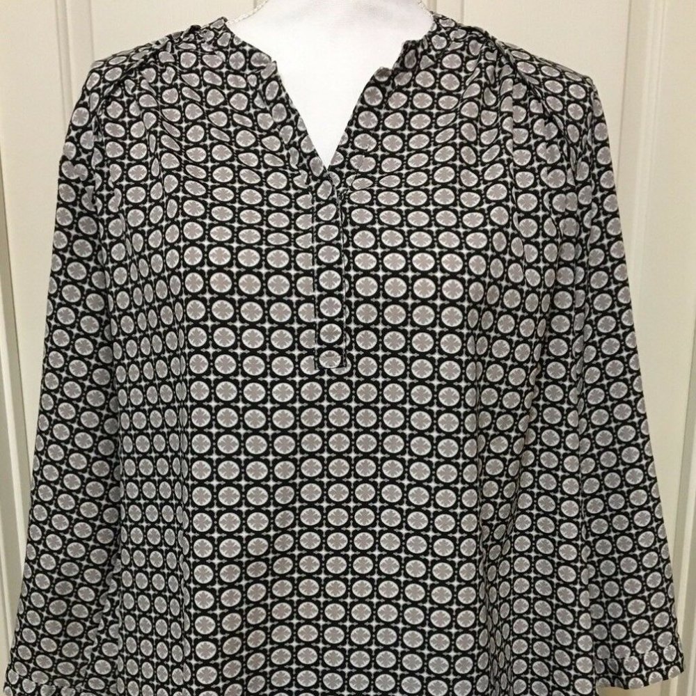Dressbarn size 1X beige black white geometric long
